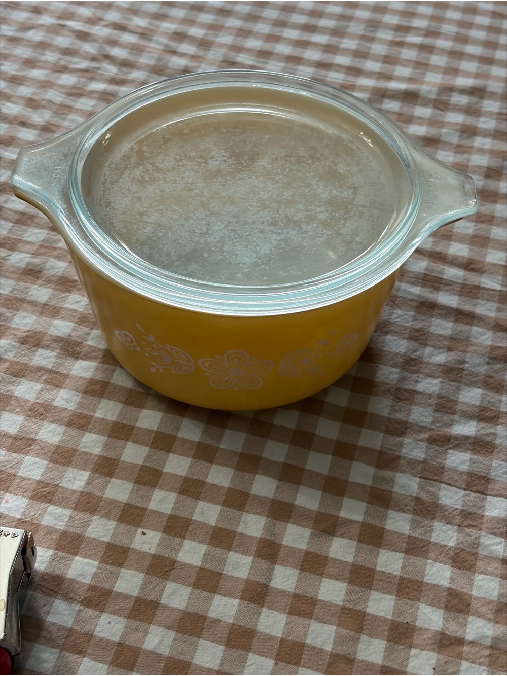 vintage Pyrex Butterfly Gold casserole dish